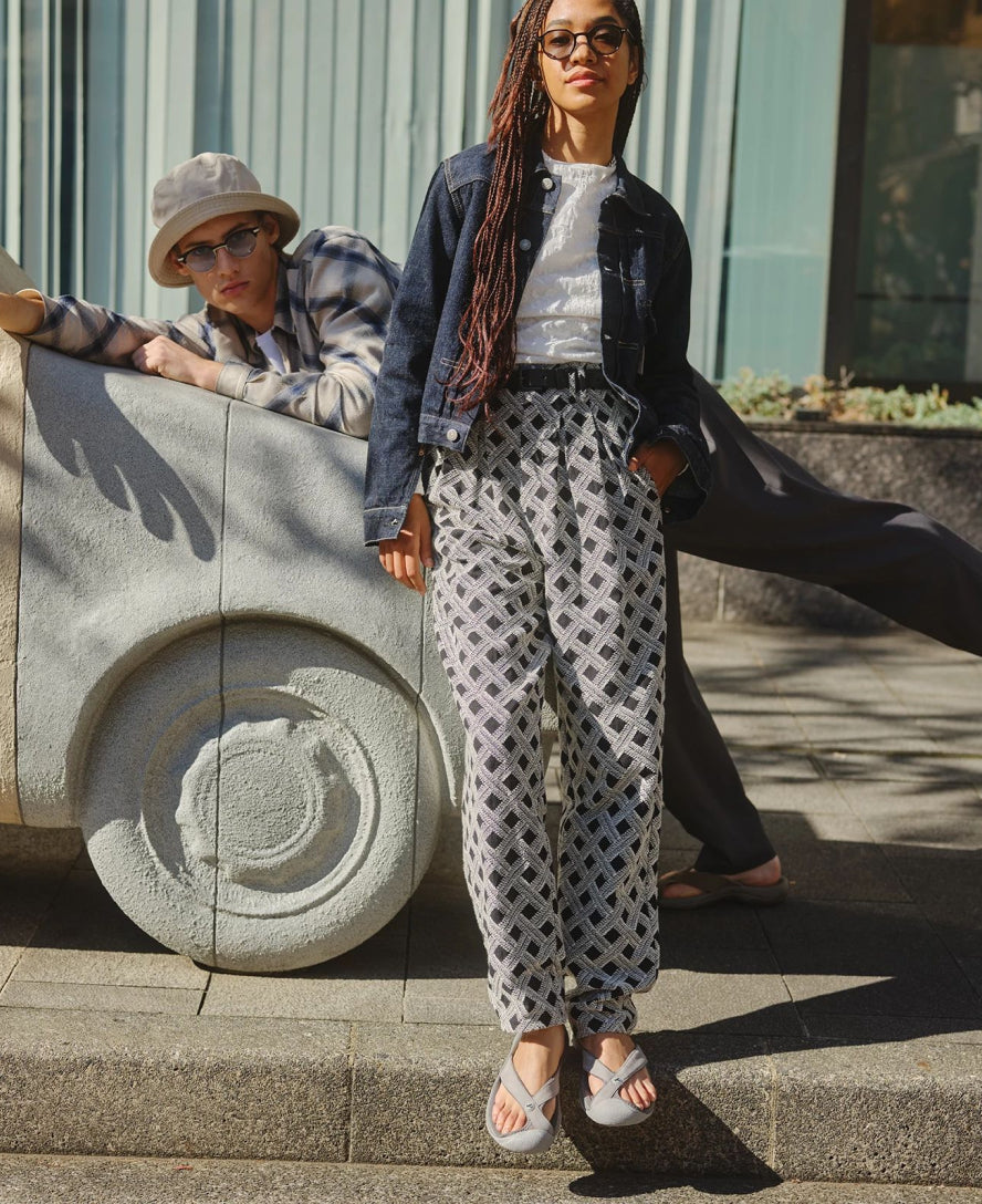 Women's Waimea Leather Flip-Flop | Black/Black - Image 8