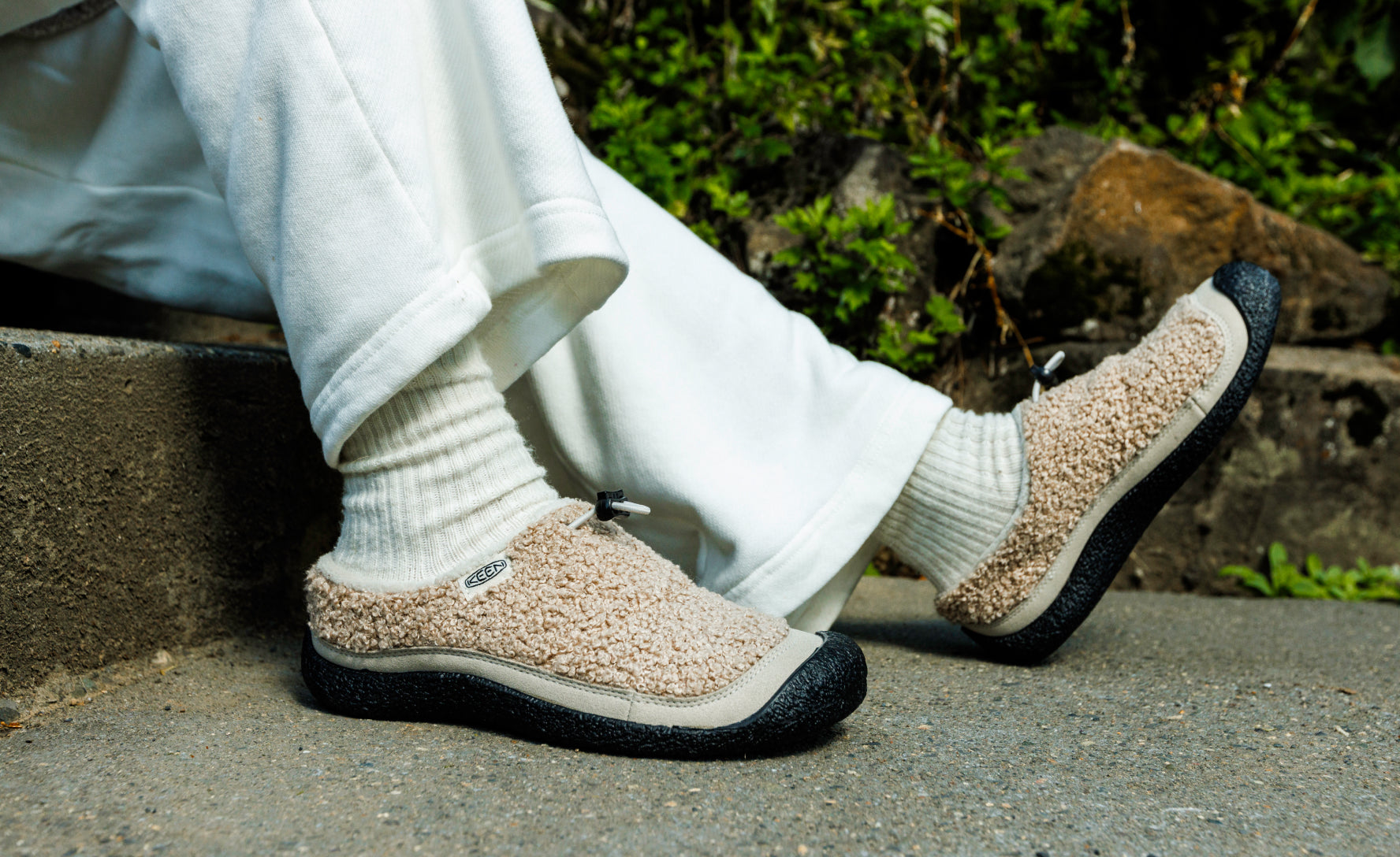 Women's Howser III Slide | Plaza Taupe/Black - Image 7