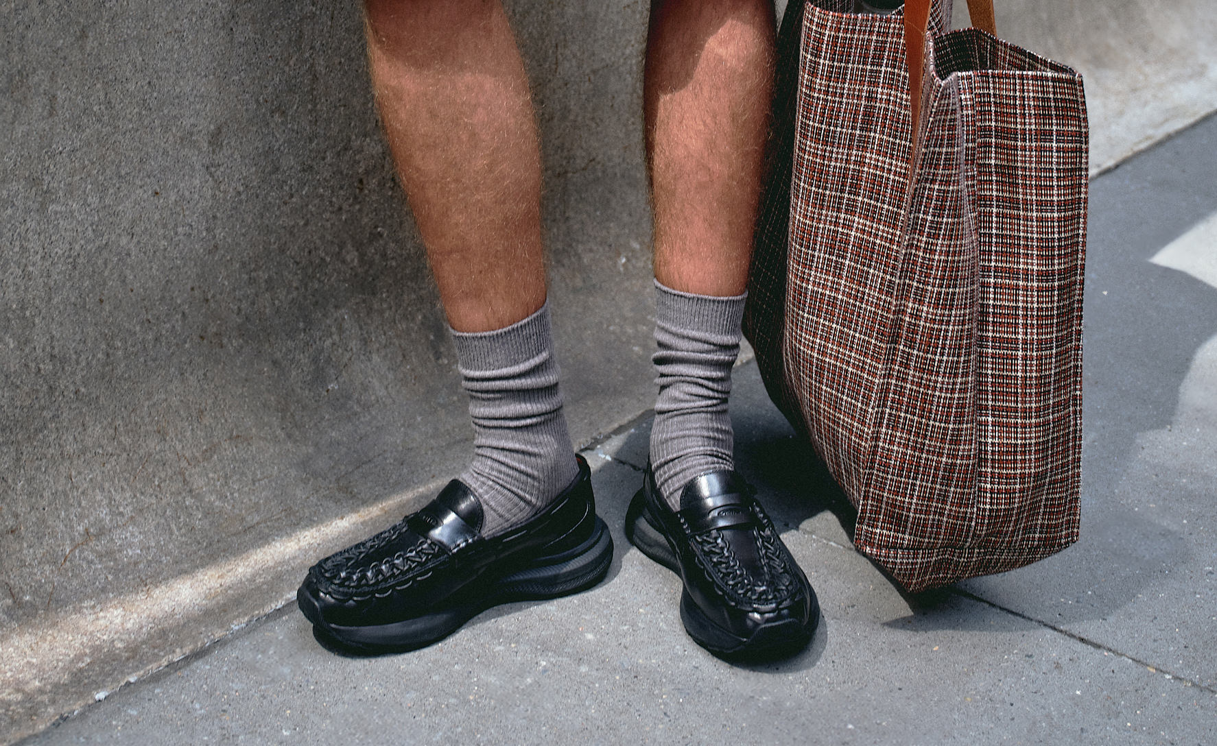 All Gender UNEEK Loafer WK | Black - Image 6