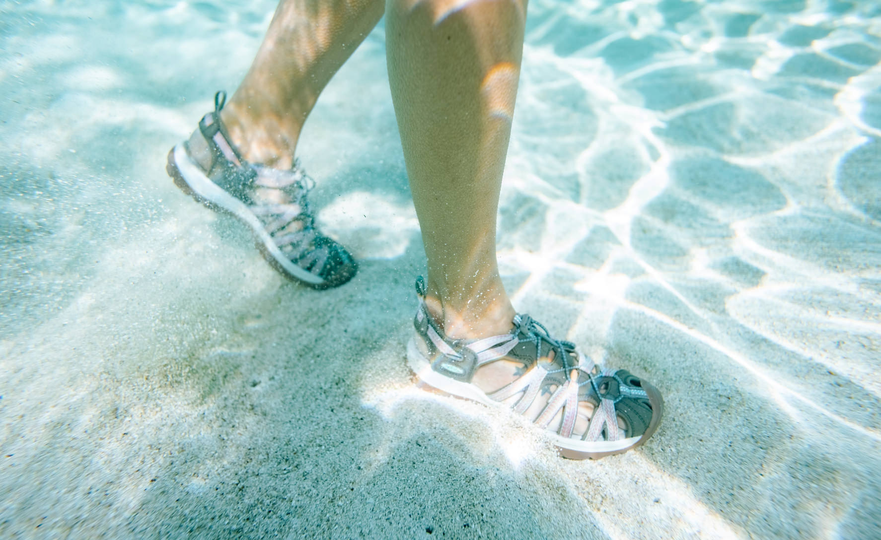 Women's Whisper | Medium Grey/Peacock Green - Image 7